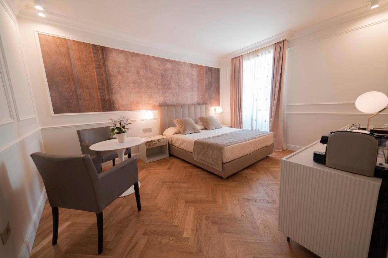 Hotel Palazzo Franceschini à Cascia Extérieur photo